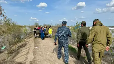 Паводки, Казахстан, люди возвращаются домой