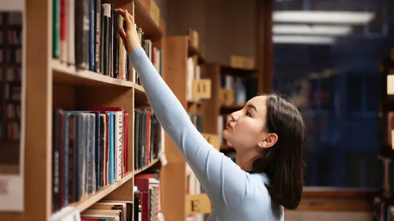 Сроки проведения конкурса на прохождение научной стажировки утвердили в Казахстане