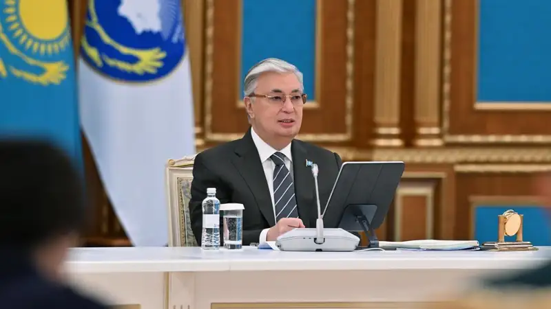 Токаев высказался о вовлечении казахстанцев в чужие информационные войны