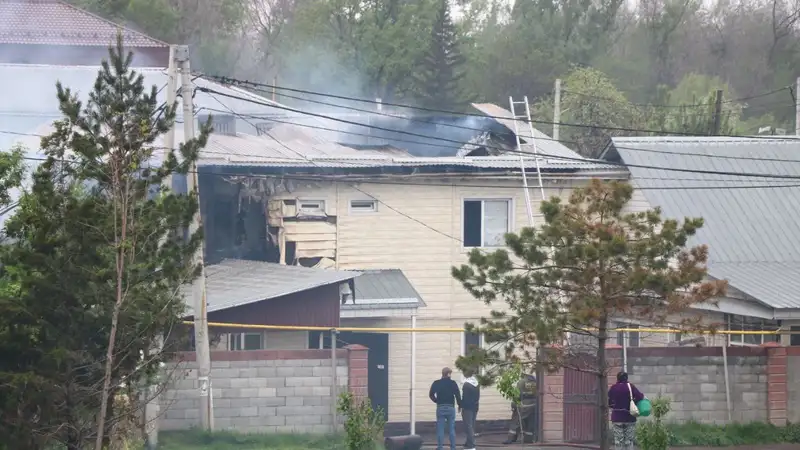 Пожар на ВОАД в Алматы
