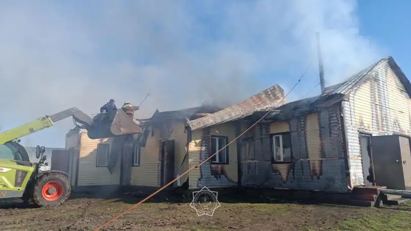 Крупный пожар вспыхнул в Акмолинской области