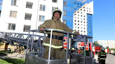 пожарный, фото - Новости Zakon.kz от 27.04.2024 21:35