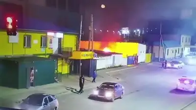 пожар на рынке, фото - Новости Zakon.kz от 27.04.2024 20:03