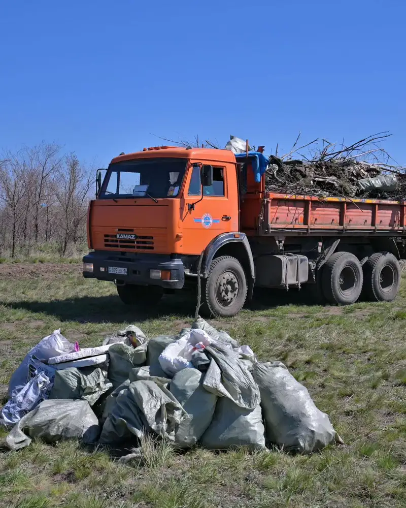 субботник, фото - Новости Zakon.kz от 27.04.2024 17:27