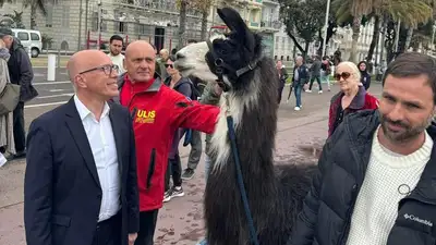 марш в Ницце, фото - Новости Zakon.kz от 28.04.2024 21:15