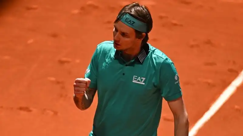 Александр Бублик сотворил сенсацию на "Мастерсе" в Мадриде