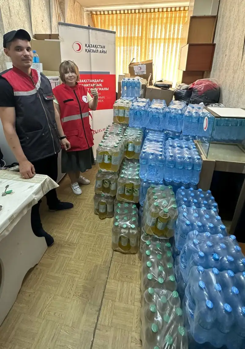 Coca-Cola выделила более 100 млн тенге пострадавшим от паводков, фото - Новости Zakon.kz от 30.04.2024 11:00
