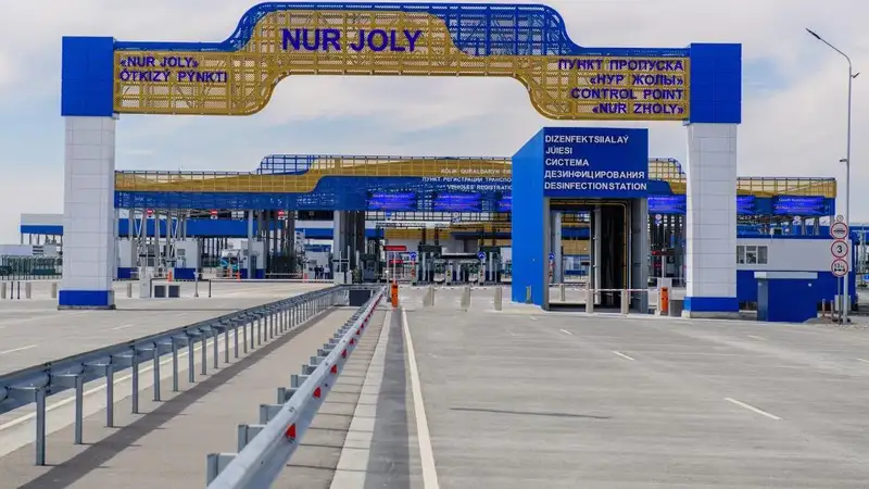 КНБ: Казахстан изменит режим работы пунктов пропуска на границе