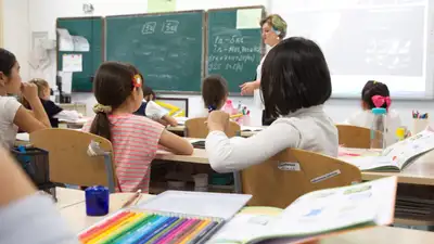 Утверждены Типовые правила организации работы совета по педагогической этике в территориальных подразделениях ведомства уполномоченного органа в области образования, фото - Новости Zakon.kz от 30.04.2024 11:23