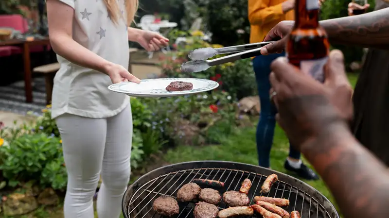 Как сохранить здоровье печени в майские праздники
