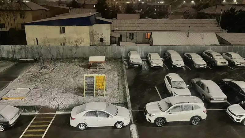 снег в Астане, фото - Новости Zakon.kz от 01.05.2024 00:14