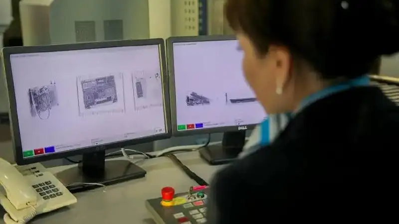 В аэропортах Астаны и Алматы усилили меры безопасности