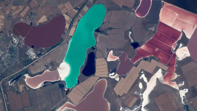 В самое сердце: захватывающие кадры земли показал космонавт, фото - Новости Zakon.kz от 01.05.2024 13:48