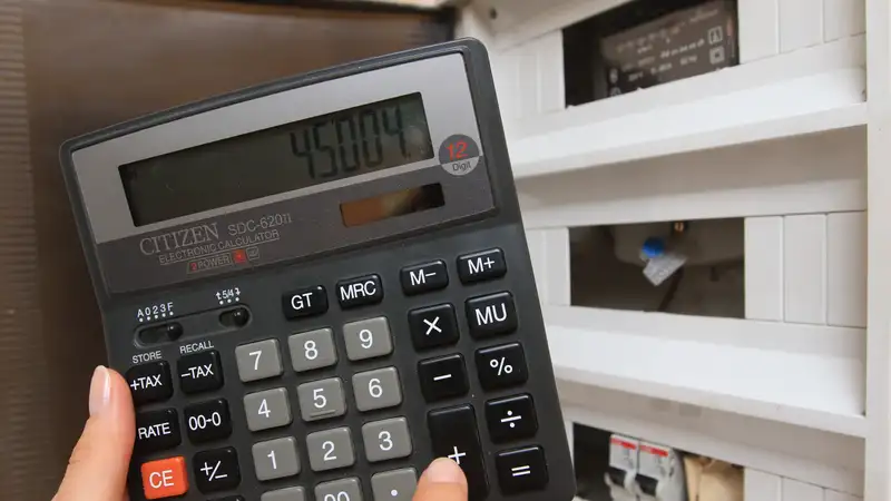 Тарифы на электроэнергию снизили в Шымкенте и Туркестанской области для бизнеса