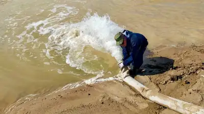 Паводки в Кульсары: кадры затопленного города показали в МЧС