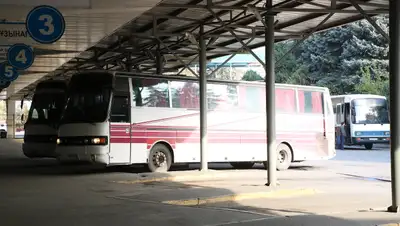 Общественный транспорт, автобус, междугородние перевозки, межобластные автобусы, межгород , фото - Новости Zakon.kz от 20.11.2024 10:04