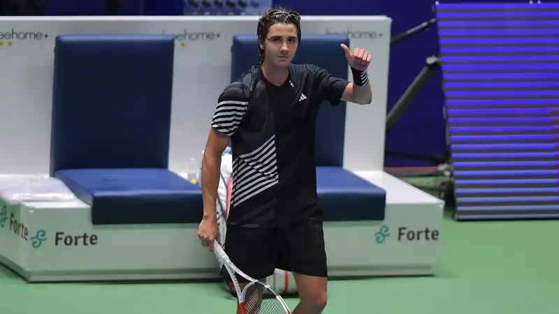 Александр Шевченко потерпел сенсационное поражение на турнире во Франции