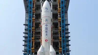 Китай запустил зонд для доставки грунта с обратной стороны Луны, фото - Новости Zakon.kz от 03.05.2024 15:31