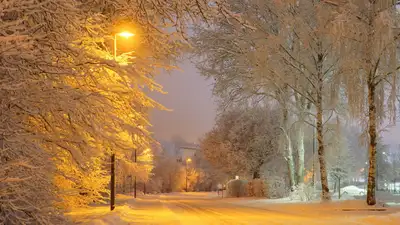 Мощный снегопад накрыл Екатеринбург