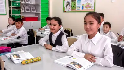 Правила приема в школу изменили в Казахстане