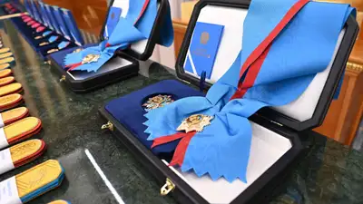 Токаев наградил ряд казахстанцев за мужество и самоотверженность, фото - Новости Zakon.kz от 06.05.2024 12:52
