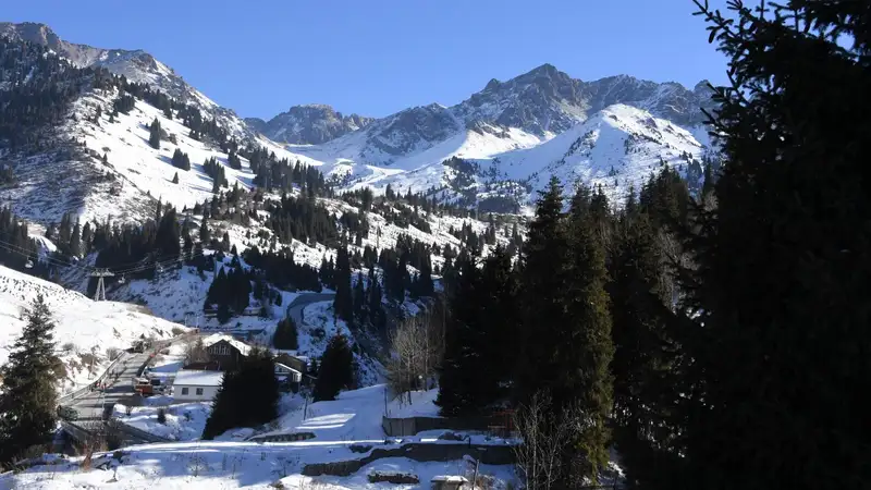 Альпиниаду на пик Героев Панфиловцев в Алматы перенесли