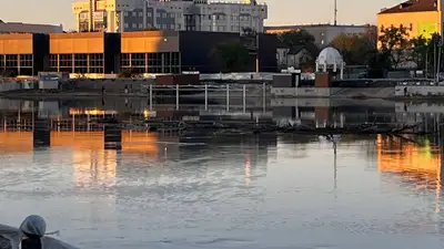 Уровень воды в реке Урал продолжает повышаться, фото - Новости Zakon.kz от 07.05.2024 20:27