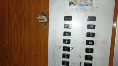 шесть человек получили переломы в результате падения лифта в Семее, фото - Новости Zakon.kz от 08.05.2024 17:10