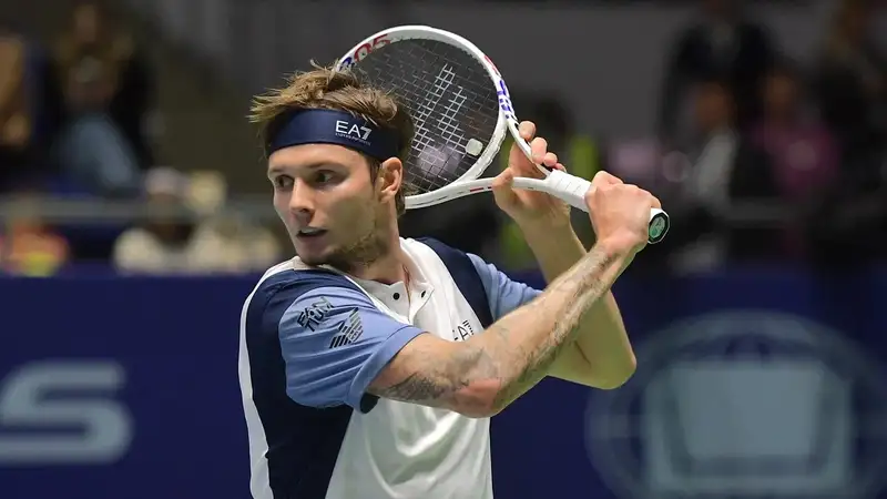 Видеообзор победного матча Александра Бублика в парном разряде "Мастерса" в Риме