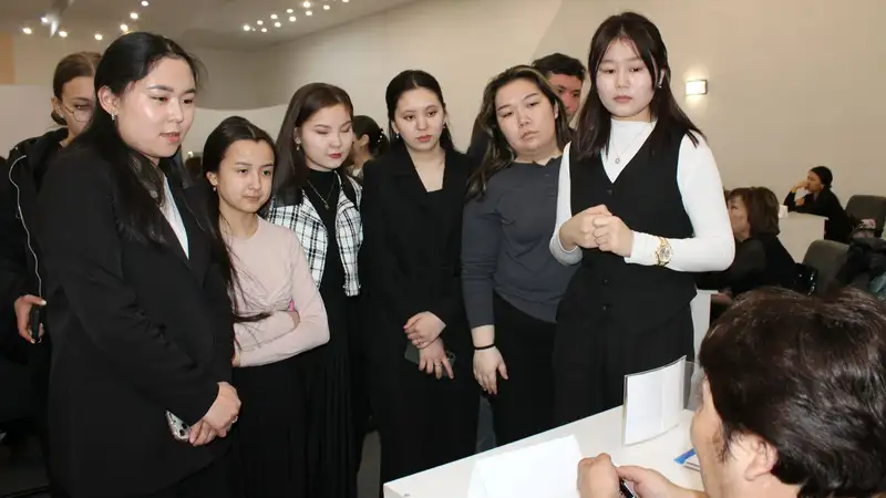 В Акмолинской области с начала года трудоустроились свыше 500 молодых людей