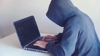 Мошенник, обман, деньги, фото - Новости Zakon.kz от 10.05.2024 14:46