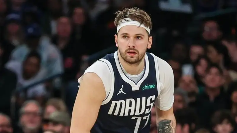 Эротические стоны прервали пресс-конференцию спортсмена