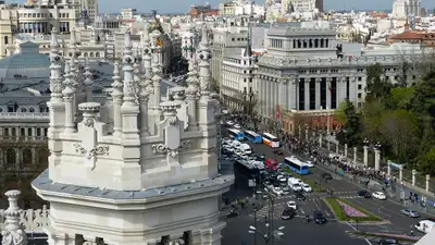 Что знают о Казахстане жители Мадрида: шуточный опрос блогера озадачил Казнет, фото - Новости Zakon.kz от 11.05.2024 18:51