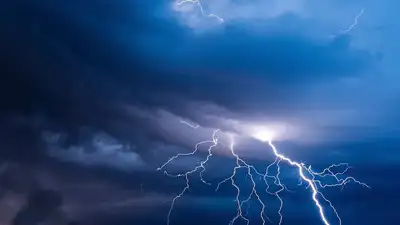 гроза, фото - Новости Zakon.kz от 11.05.2024 16:56