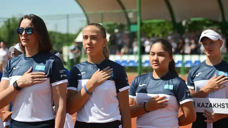 Казахстанские юниоры одержали победу на старте отбора к чемпионату мира
