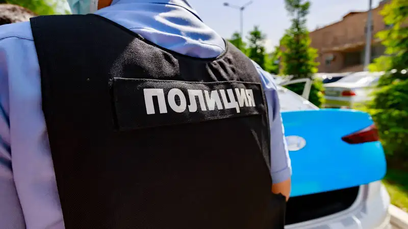 Несовершеннолетнего мальчика нашли мертвым возле одного из домов в селе Жамбылской области