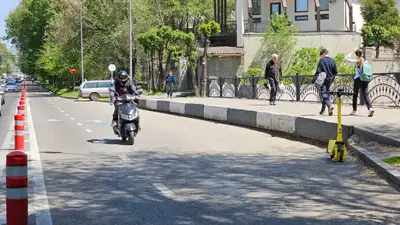 За что будут лишать прав водителей мопедов?, фото - Новости Zakon.kz от 15.05.2024 12:26