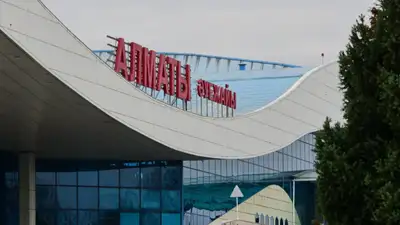 Завышенные цены в казахстанских аэропортах прокомментировали в АЗРК