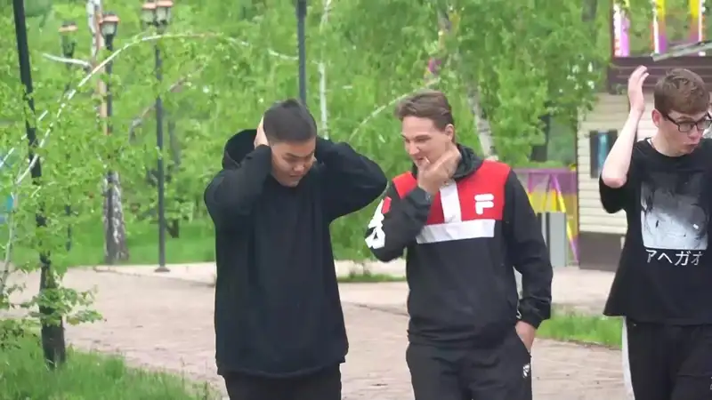 Нетипичное нашествие мошек в Уральске связывают с паводками