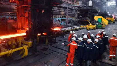 Посетили металлургический комбинат Qarmet, фото - Новости Zakon.kz от 17.05.2024 19:25