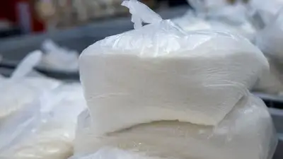 Минсельхоз утвердил Правила подтверждения целевого назначения ввозимого в РК сахара для переработки, фото - Новости Zakon.kz от 17.05.2024 09:36