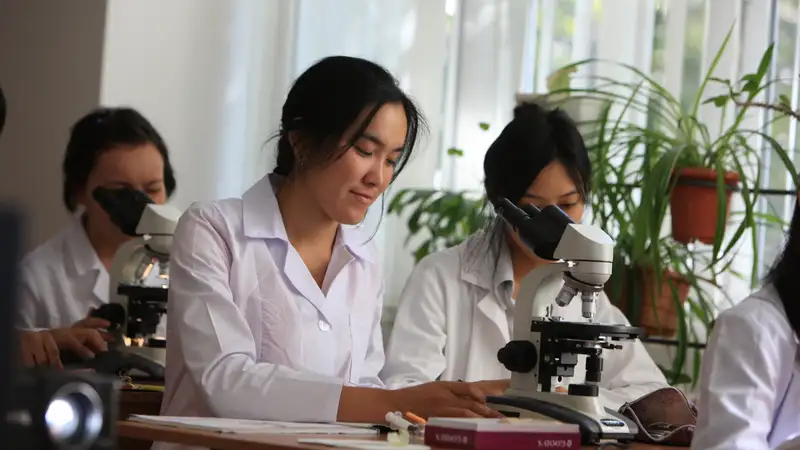 В Казахстане увеличили госзаказ для обучения в колледжах на 60 тысяч мест