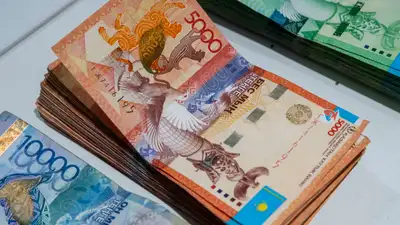 В Алматы госслужащего оштрафовали почти на 74 тыс. тенге, фото - Новости Zakon.kz от 18.05.2024 10:50