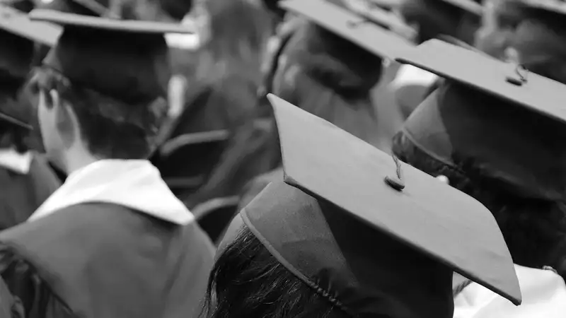 Стрельба началась перед вручением дипломов в университете США