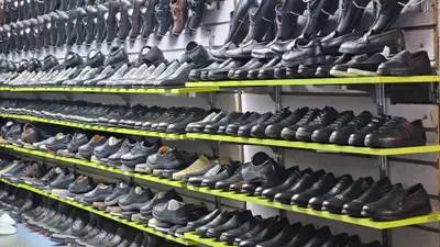 Барахолка, бутики, вещи, одежда, торговля, обувь, обувной отдел , фото - Новости Zakon.kz от 30.01.2025 12:29