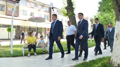 В Шымкенте открылась "Аллея матерей", фото - Новости Zakon.kz от 20.05.2024 20:23