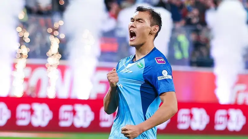 "Зенит" с Нуралы Алипом разгромил "Ахмат" Магомеда Адиева