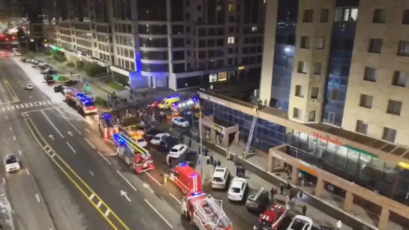 Пожар вспыхнул в магазине в Астане