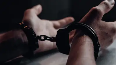 Казахстан передал России криминального авторитета, фото - Новости Zakon.kz от 22.05.2024 13:11