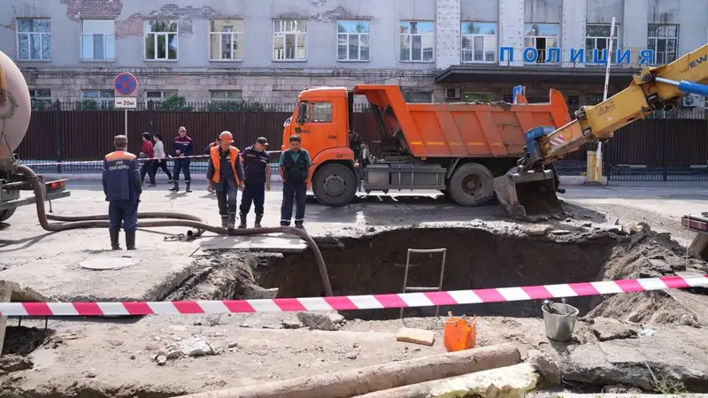 Остались без воды – в акимате Семея рассказали, почему долго устраняют аварию